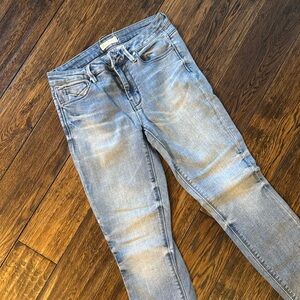 Unpublished light wash jean